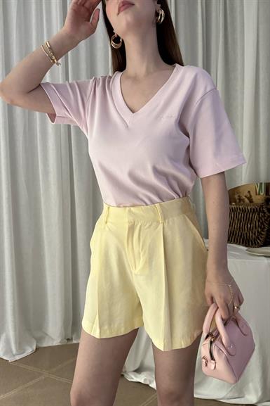 V YAKA TSHIRT