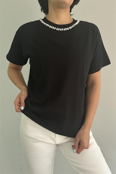 YAKASII TAŞLI TSHIRT