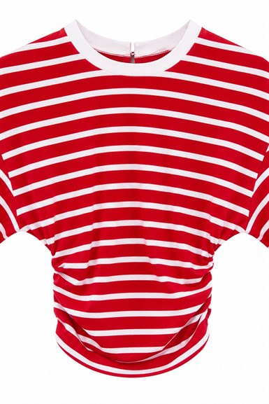 YAN BÜZGÜ DETAY ÇİZGİLİ TSHIRT