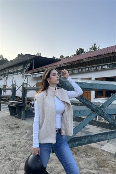 YAKA RİBANA FERMUARLI KIVIRCIK YELEK