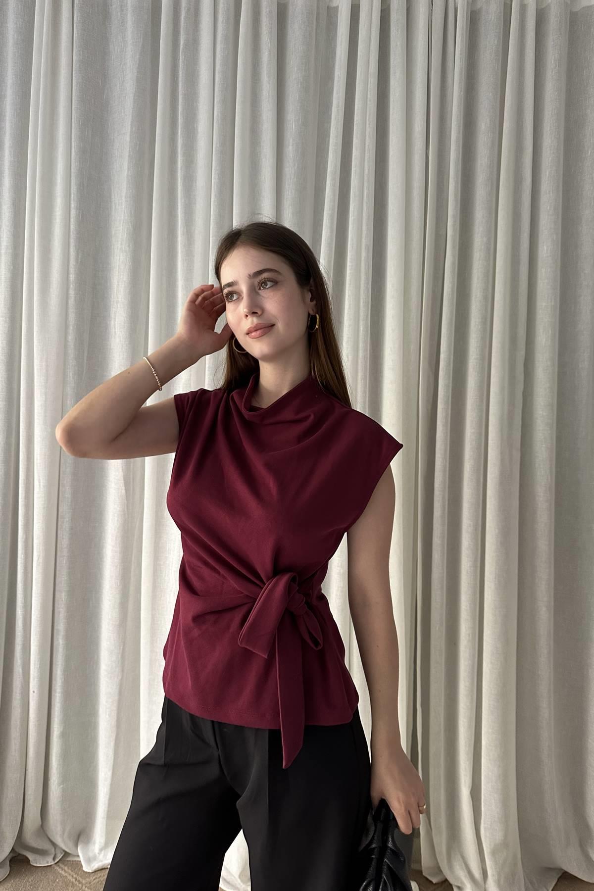 KUŞAK DETAY ÖRME BLUZ