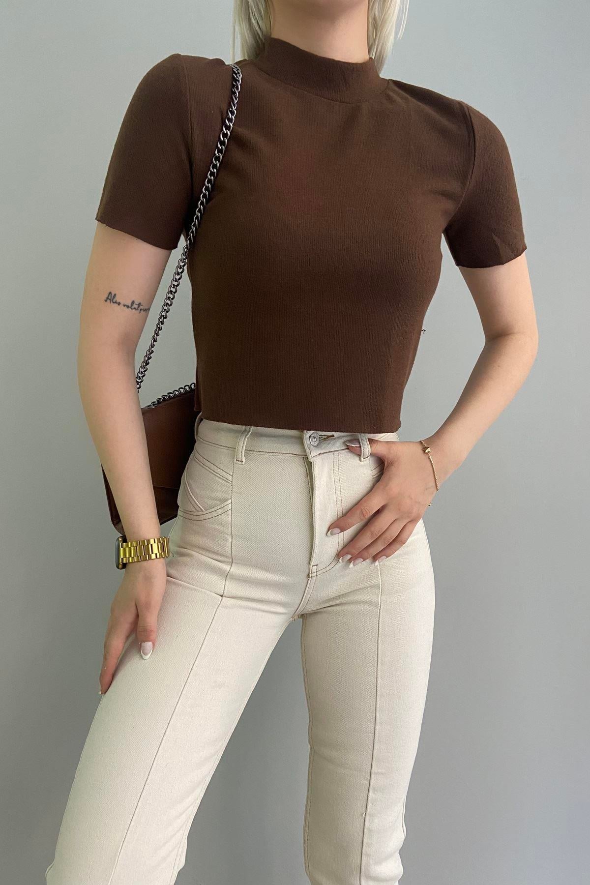 YARIM BALIKÇI KISA KOL CROP BLUZ
