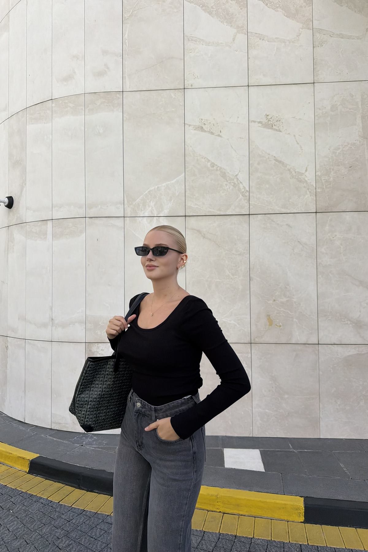 BRA-FREE UZUN KOLLU TOP