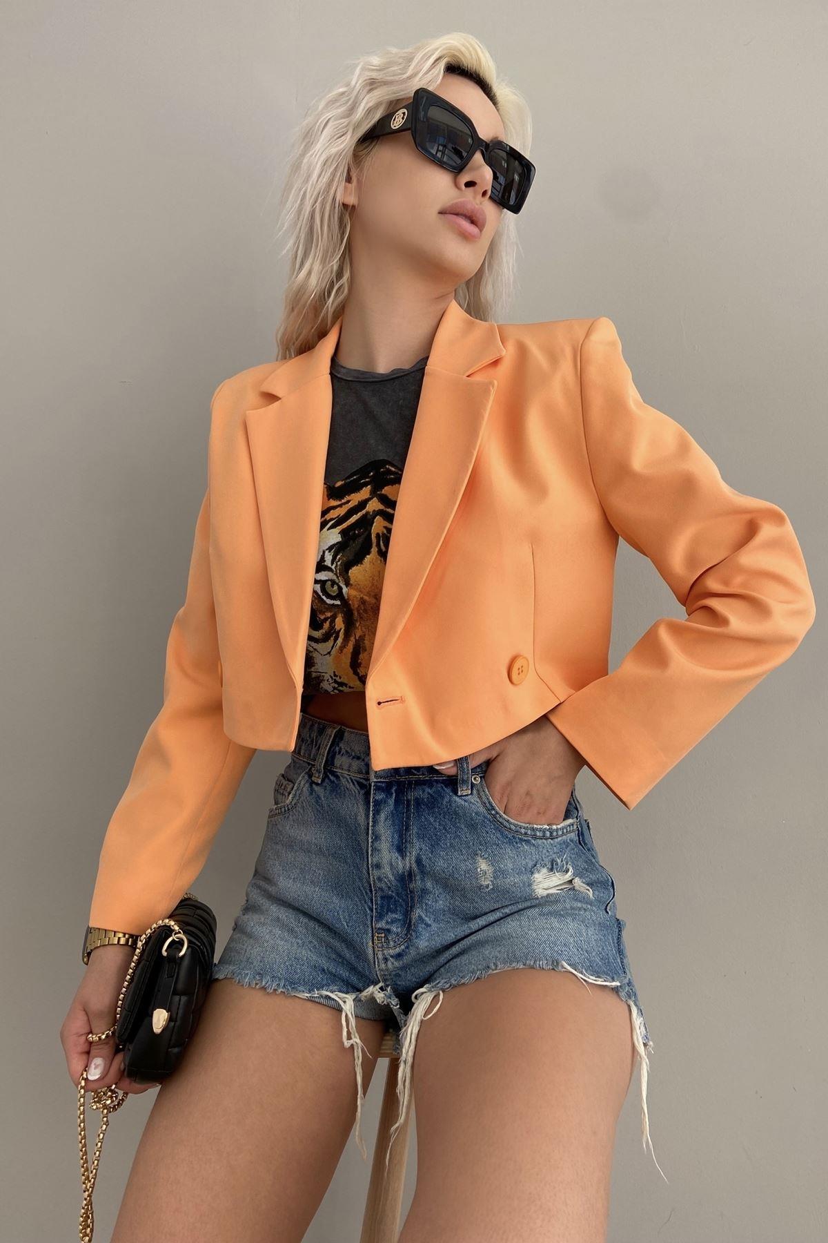 TEK DÜĞME CROP CEKET