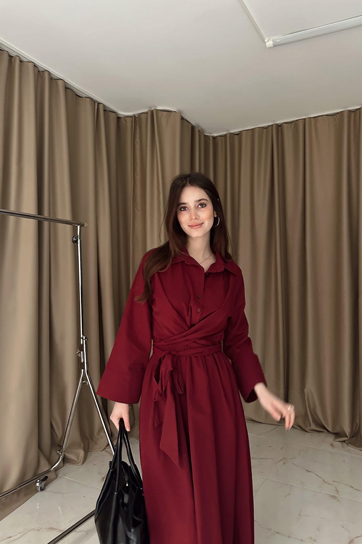 YARIM PATLI BEL BAĞLAMALI ETEĞİ KLOŞ ELBİSE