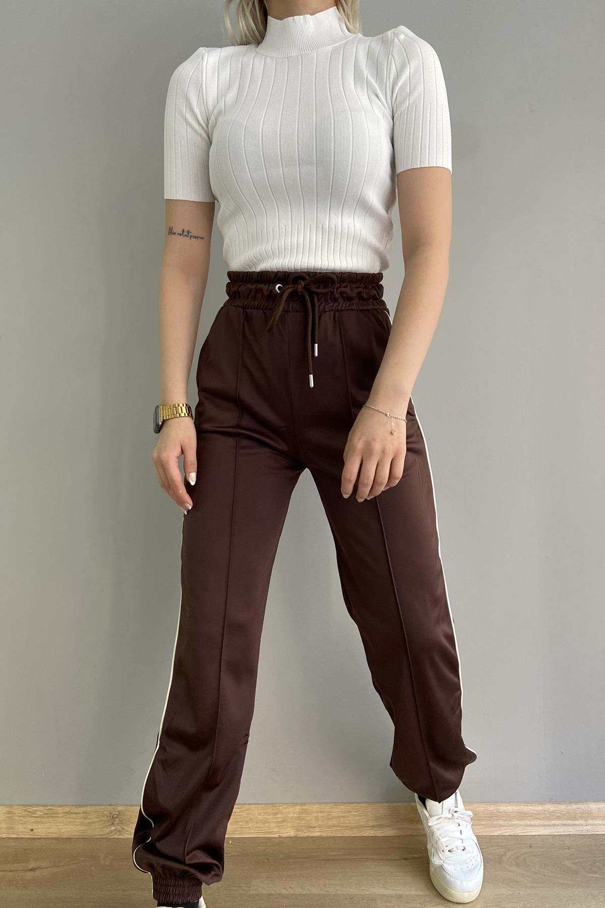 RACHEL ALT EŞOFMAN