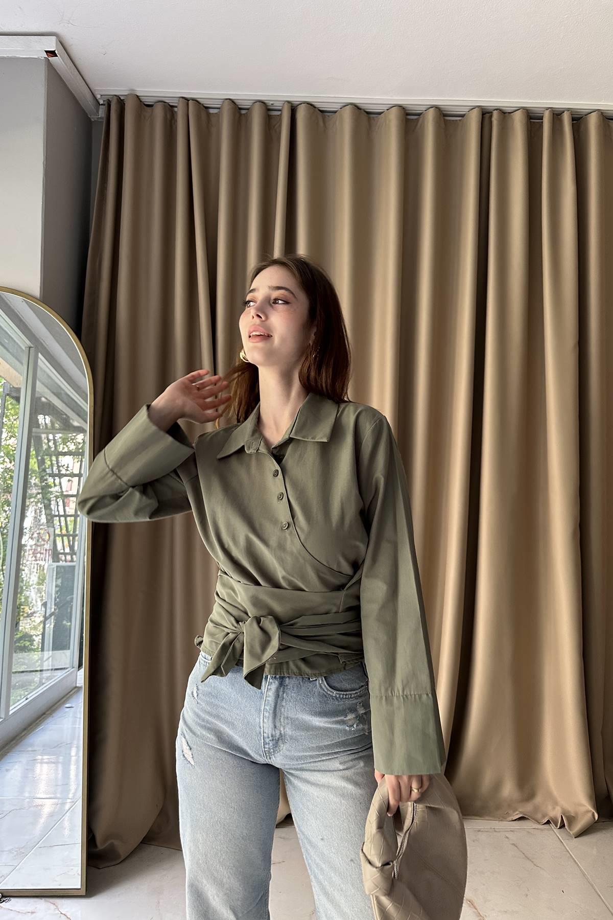 VEREV PATLI BAĞLAMA DETAYLI BLUZ