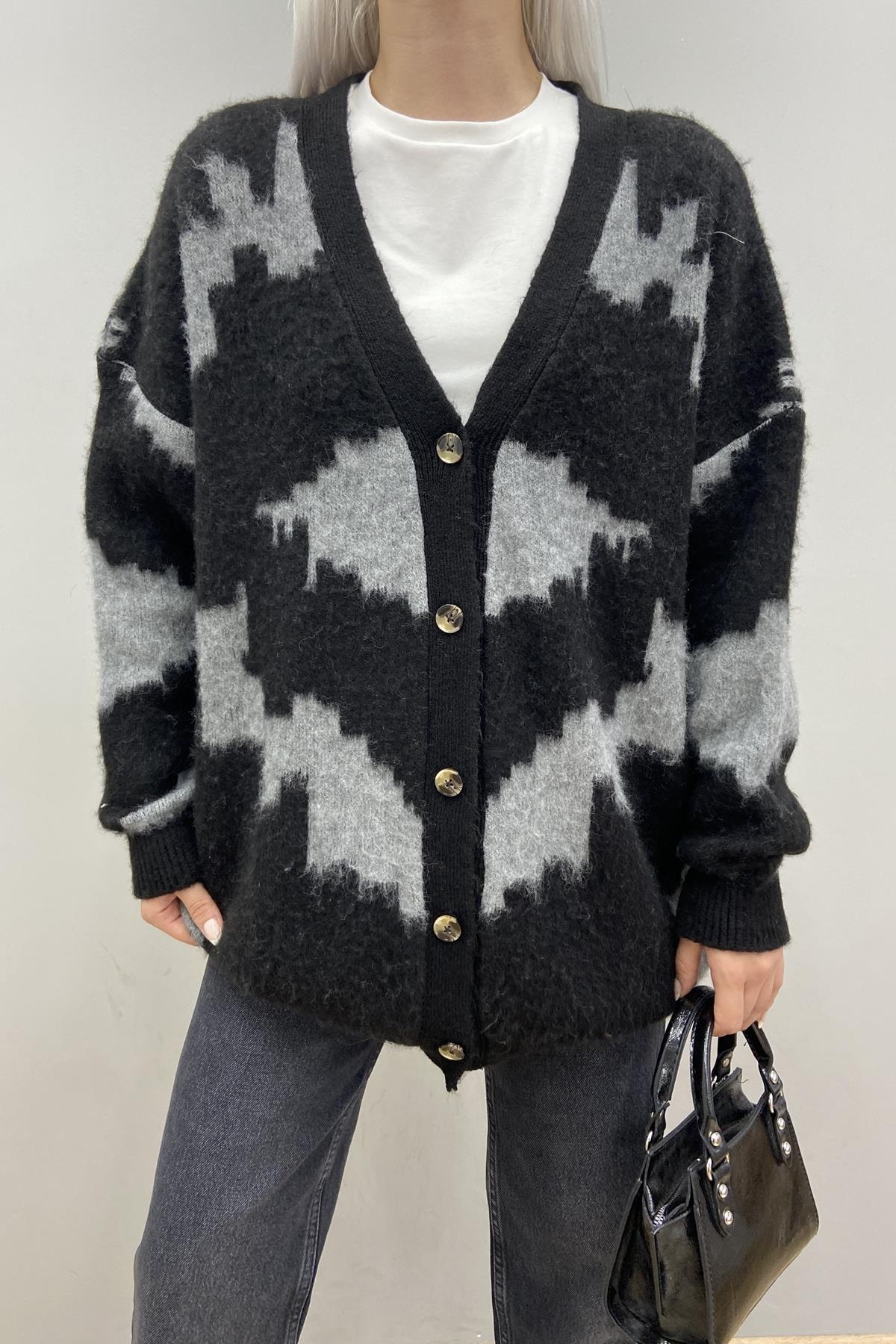DESENLİ ŞARDONLU HIRKA