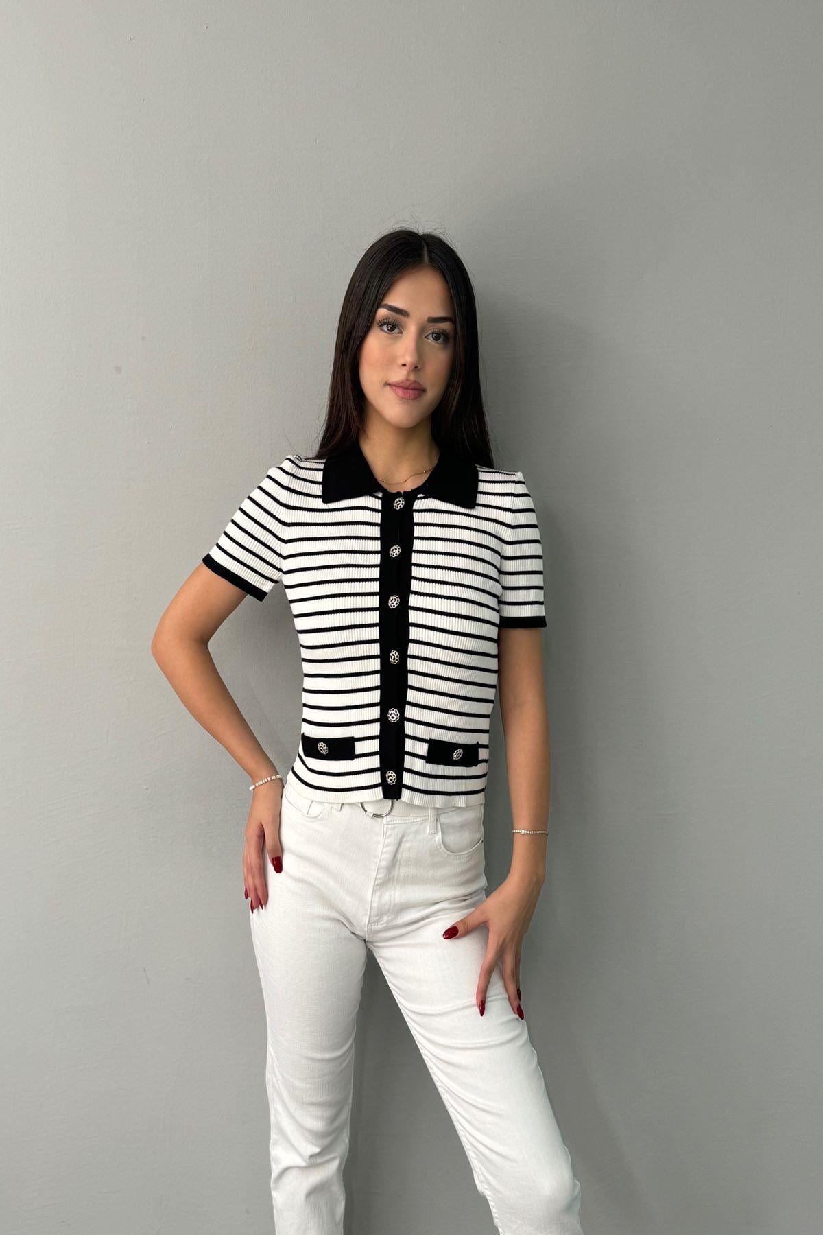POLO YAKA ÇİZGİLİ DÜĞMELİ HIRKA