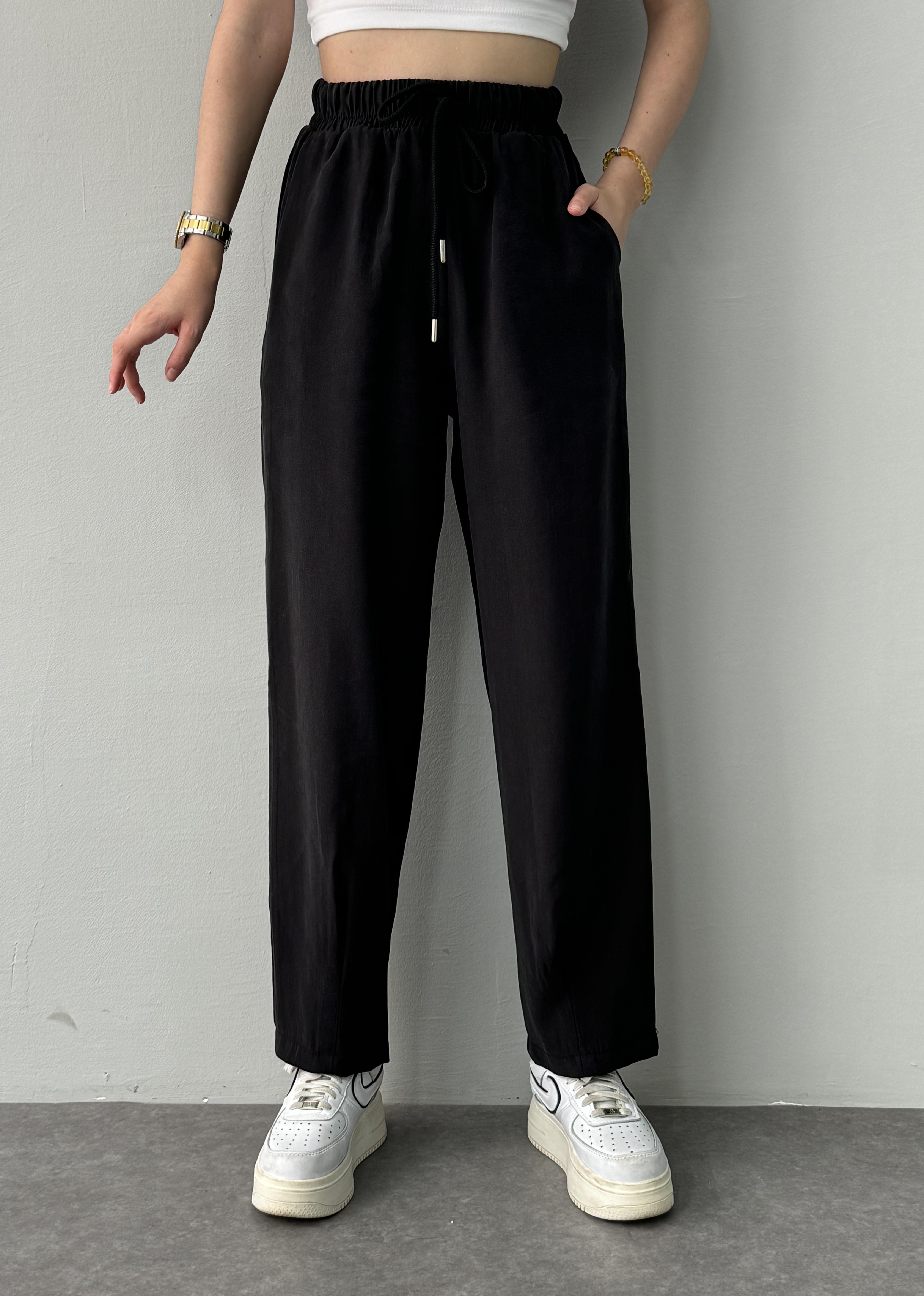 BEL LASTİKLİ PAÇA DİKİŞLİ PANTALON