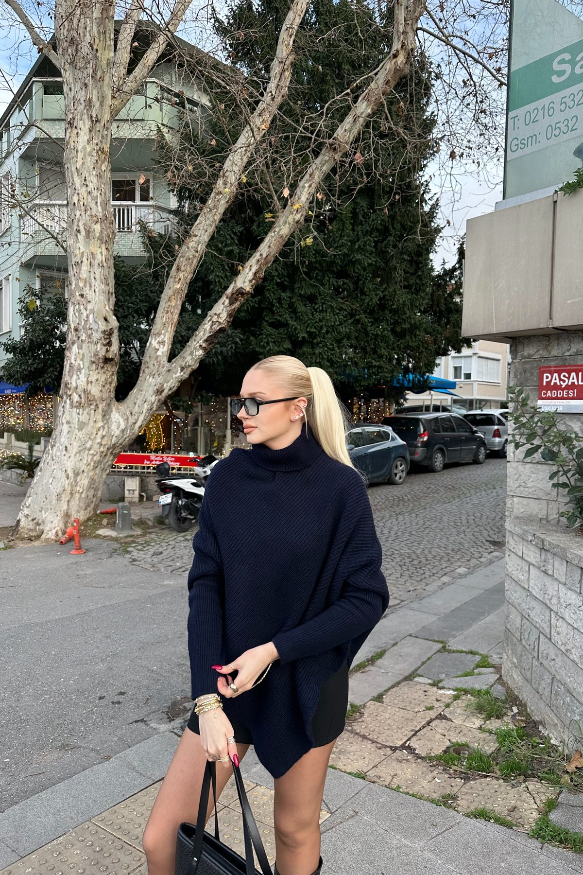 BALIKÇI YAKA ASİMETRİK DETAY TRIKO KAZAK