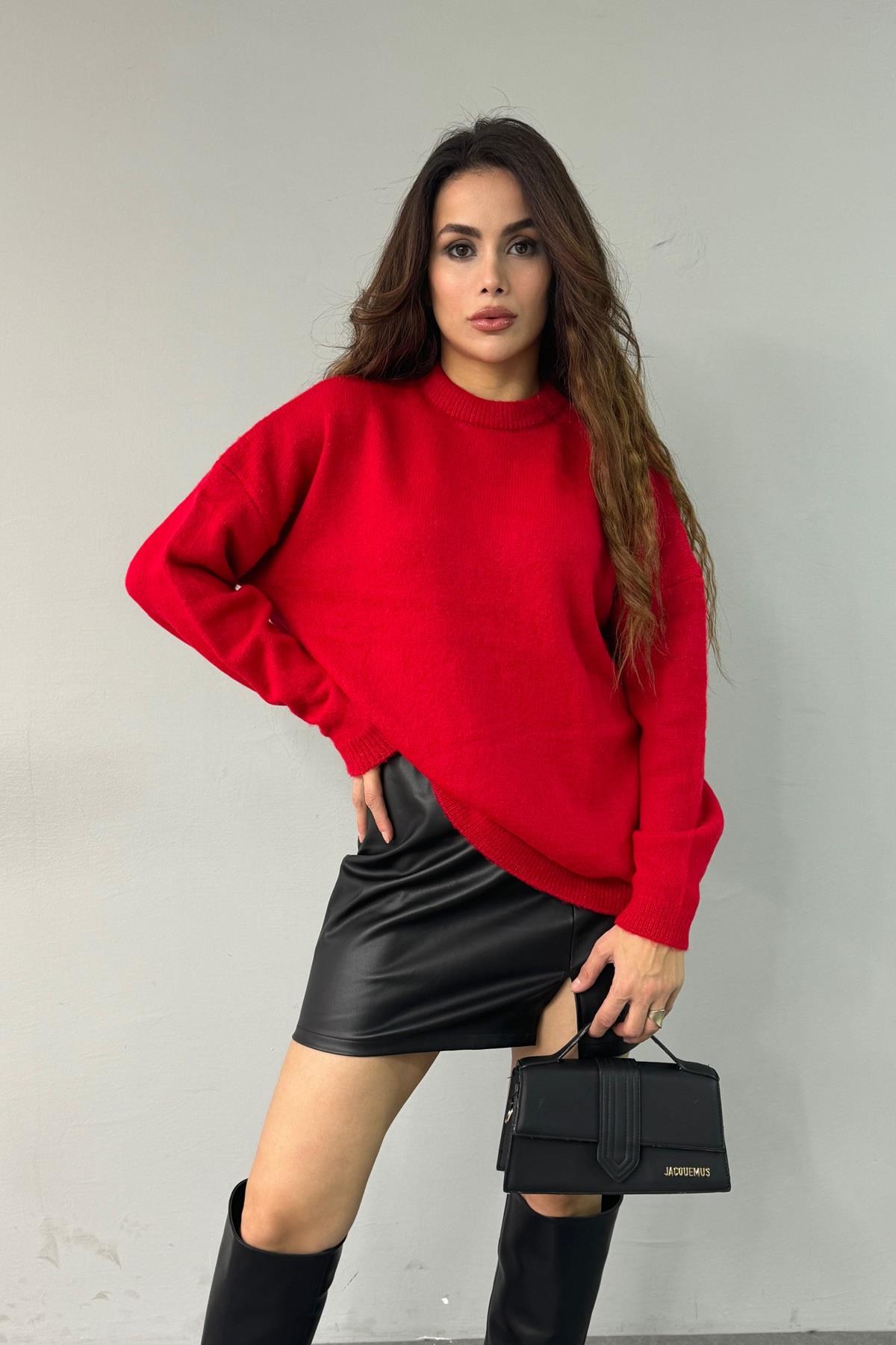 BİSİKLET YAKA TRIKO KAZAK
