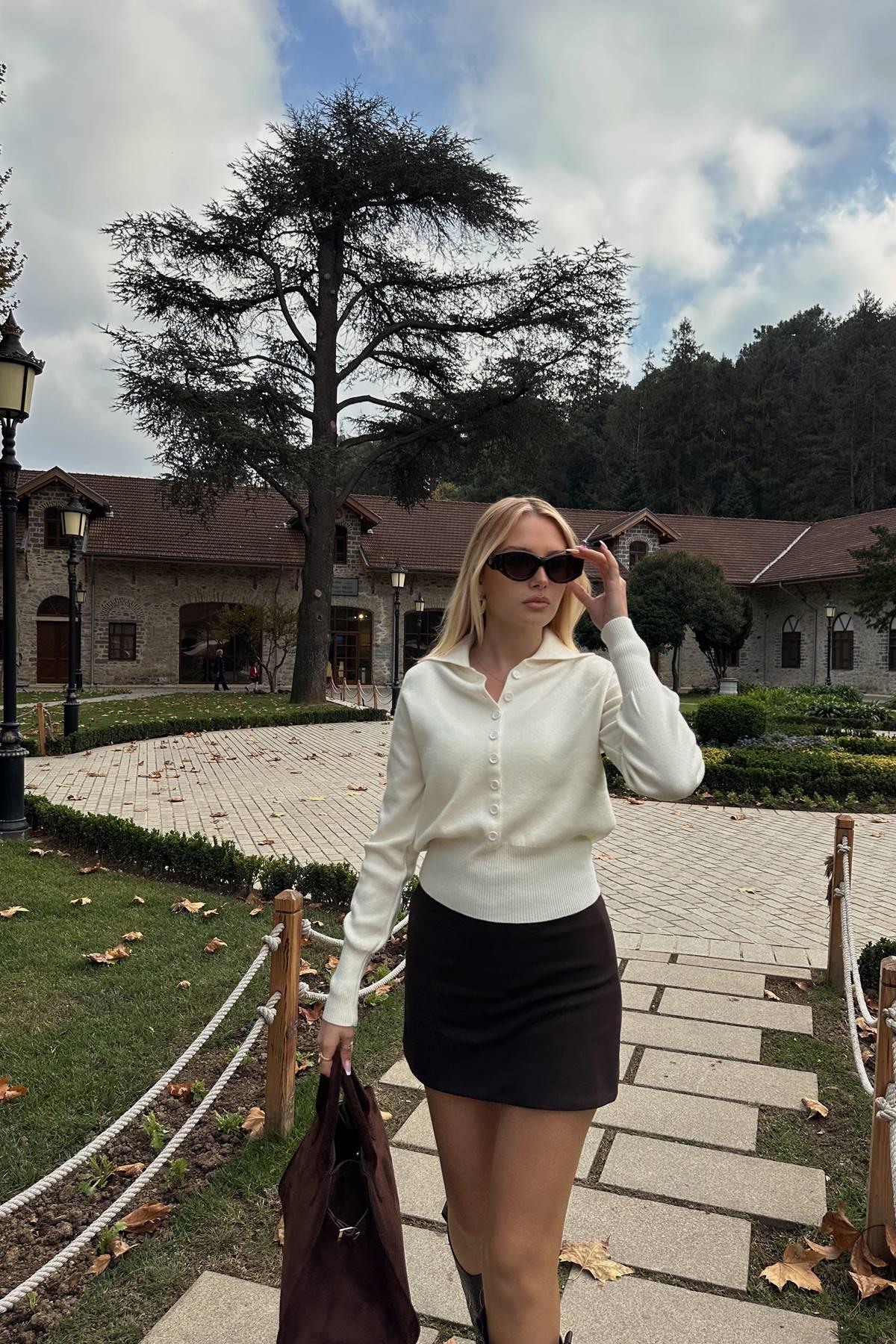POLO YAKA YÜNLÜ DÜĞMELİ TRIKO KAZAK