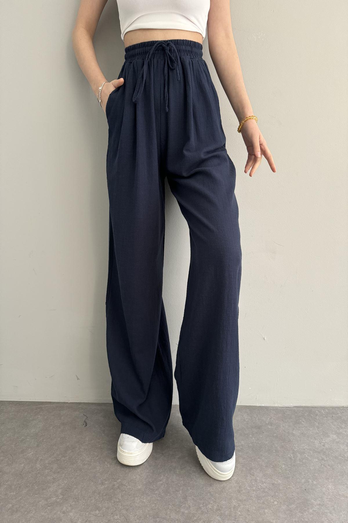 BELİ LASTİK DETAYLI PANTOLON