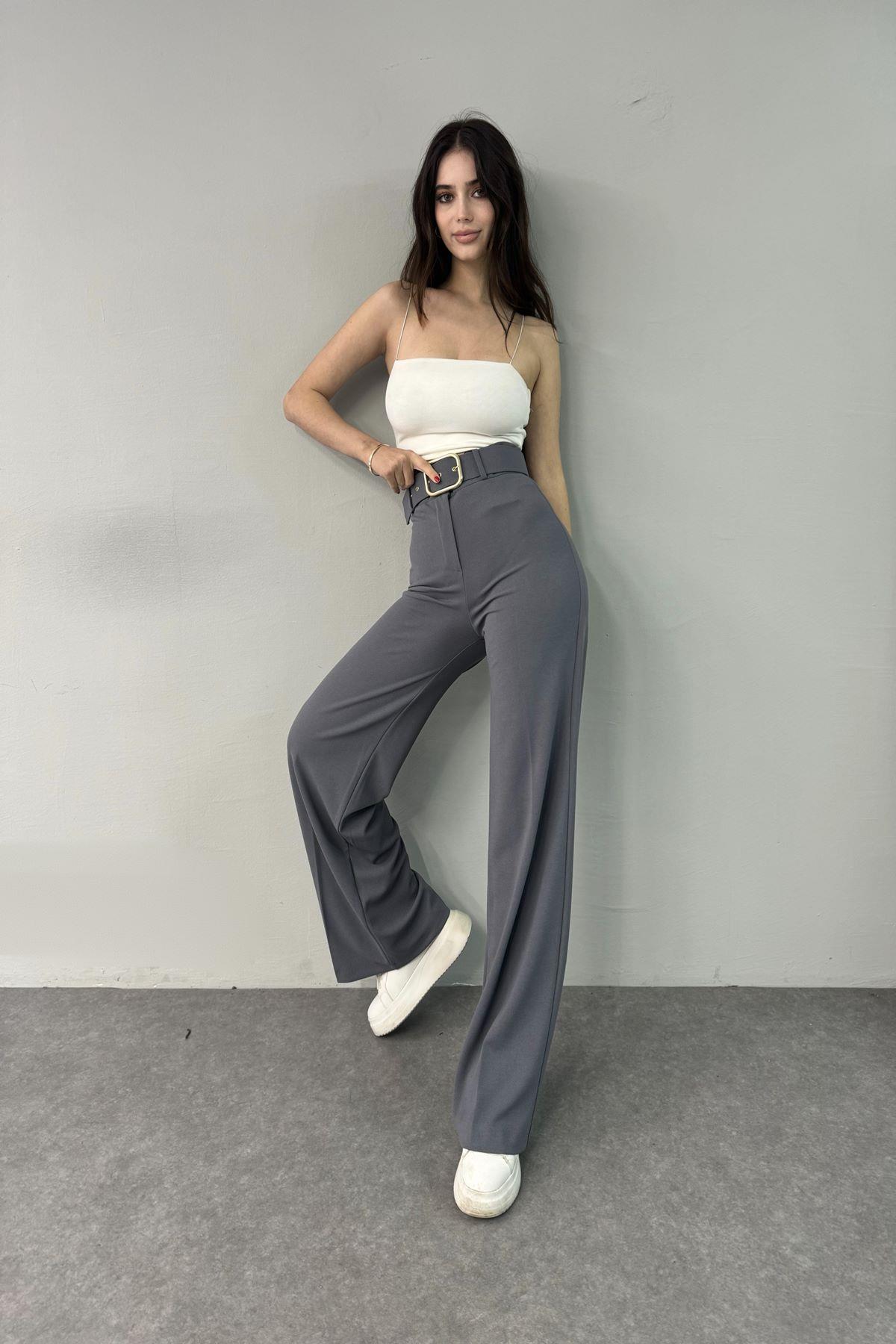 BOL PAÇA KEMERLİ PANTALON