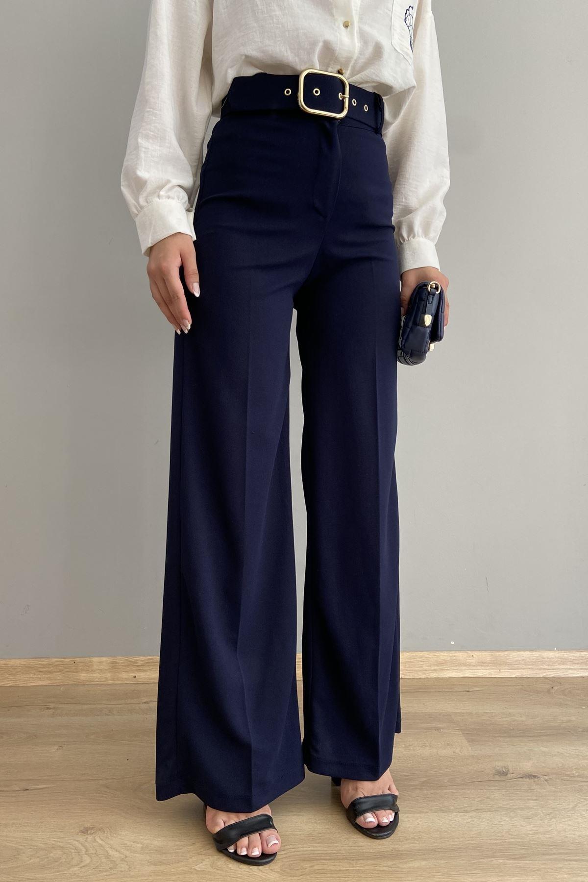 BOL PAÇA KEMERLİ PANTALON