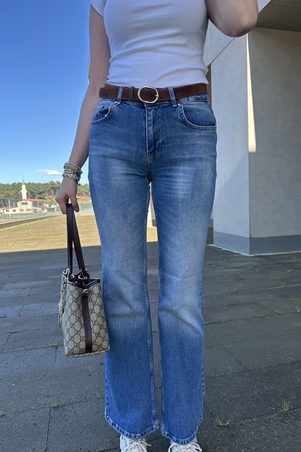 DÜŞÜKBEL KEMERLİ KOT PANTOLON