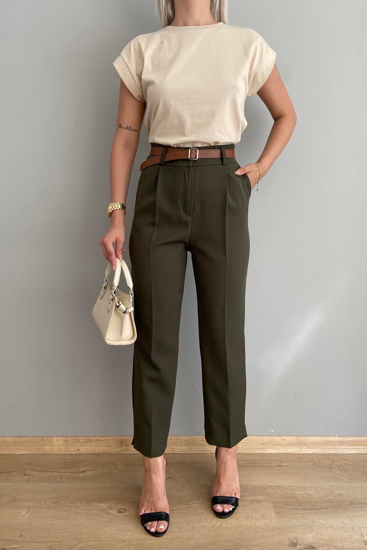 PAÇA YIRTMAÇLI KEMERLİ PANTALON