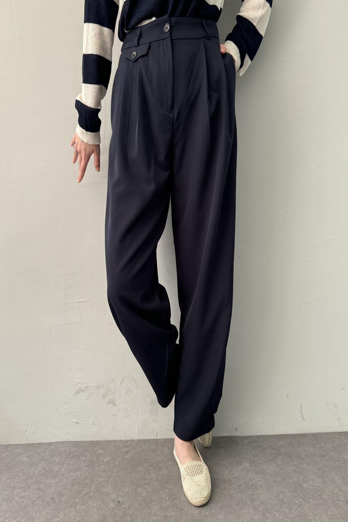 PİLE DETAYLI PANTOLON