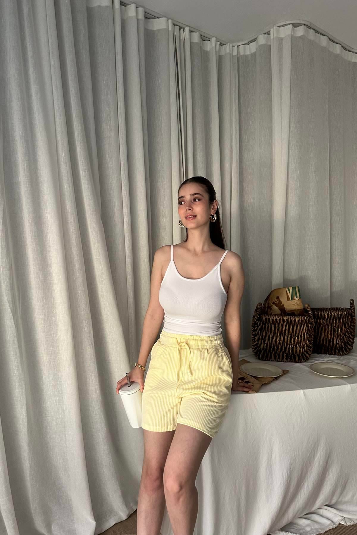 BEL BAĞCIKLI ÖRME ŞORT