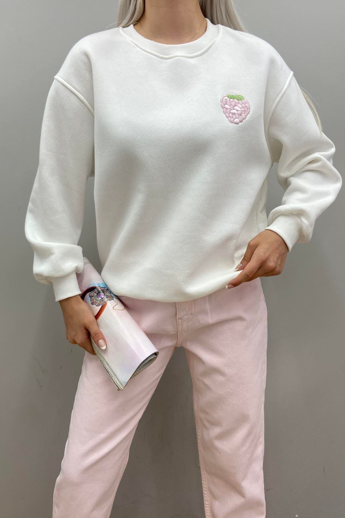 ÇİLEK NAKIŞ SWEATSHIRT