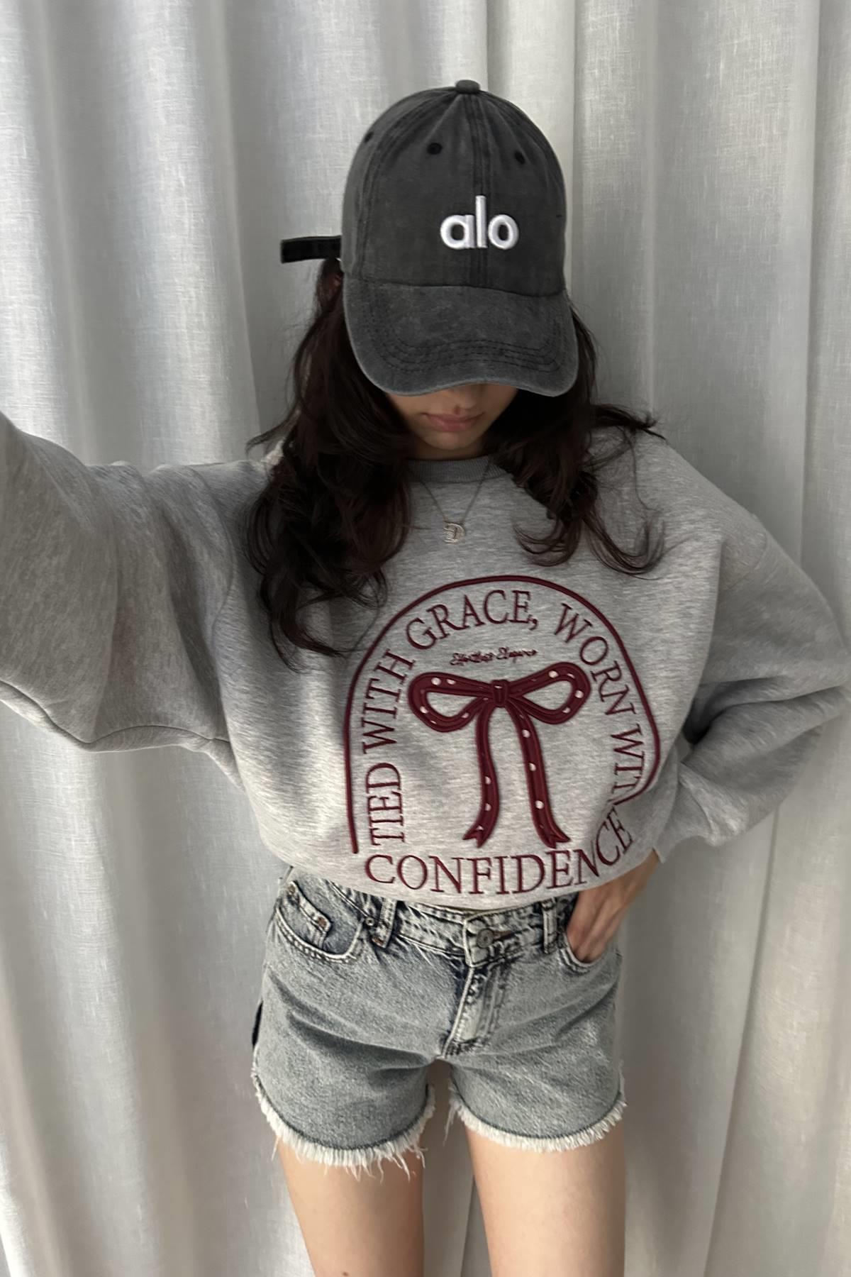 NAKIŞ DETAYLI SWEATSHIRT