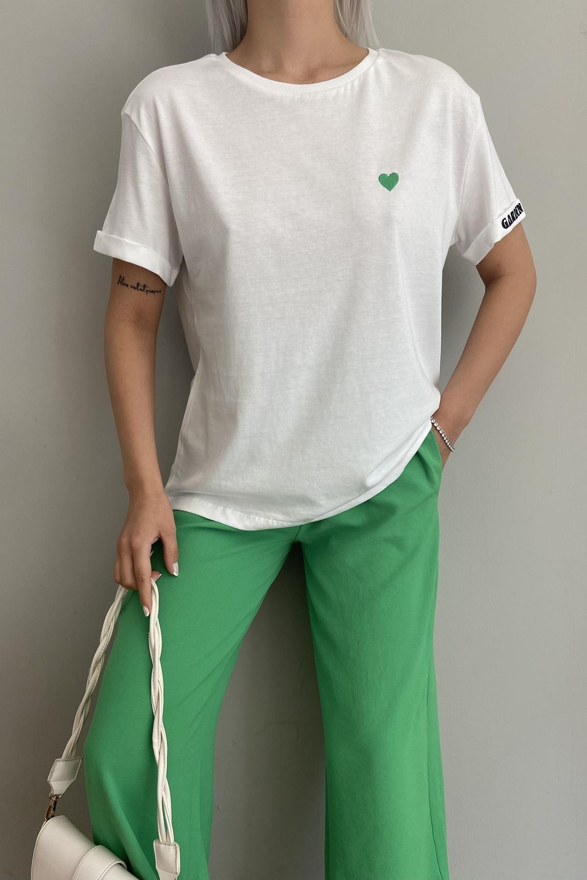 BASKILI TSHIRT