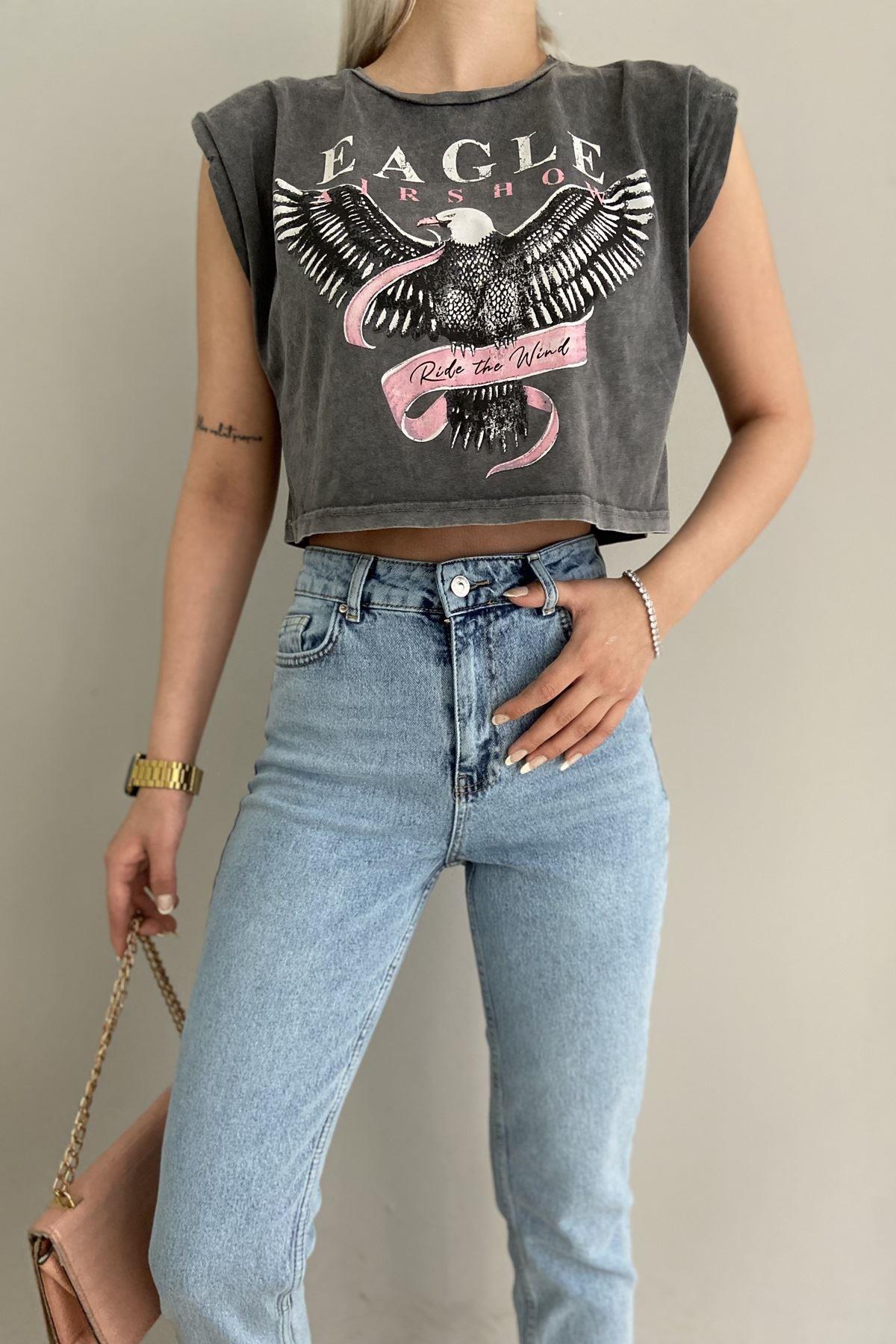 BASKILI TSHIRT