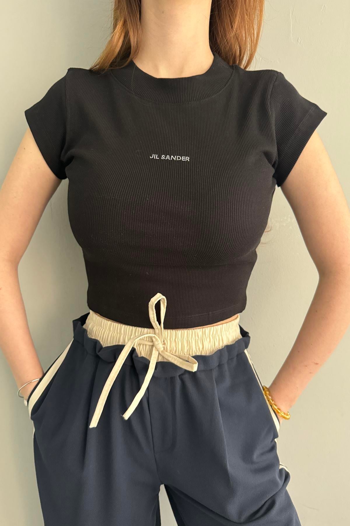 BASKILI TSHIRT