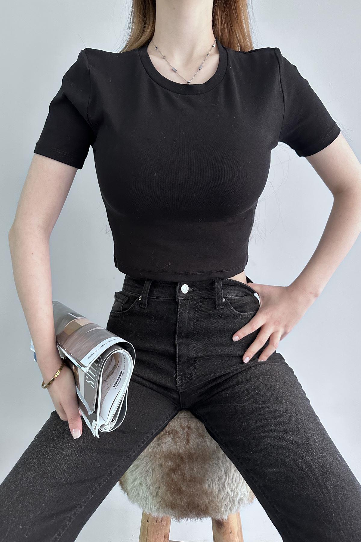 BİSİKLET YAKA CROP TSHIRT