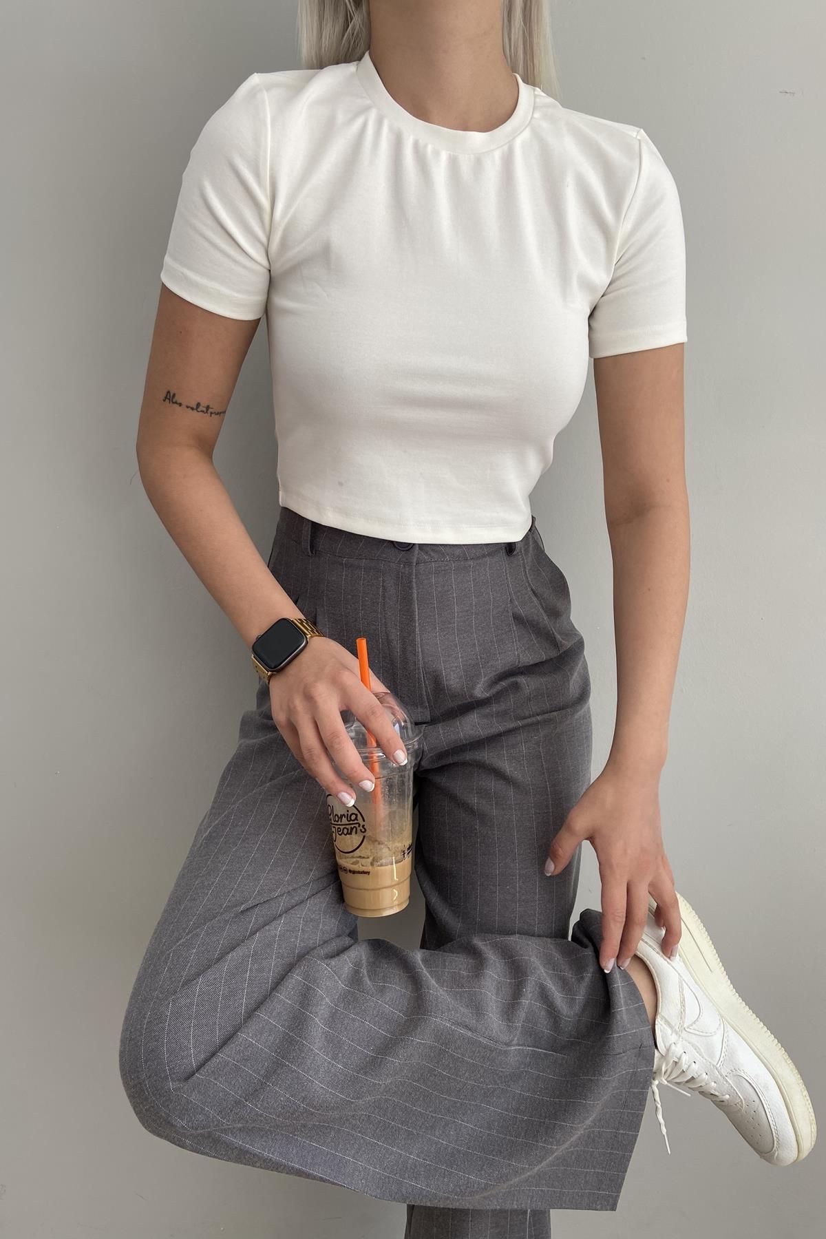 BİSİKLET YAKA CROP TSHIRT