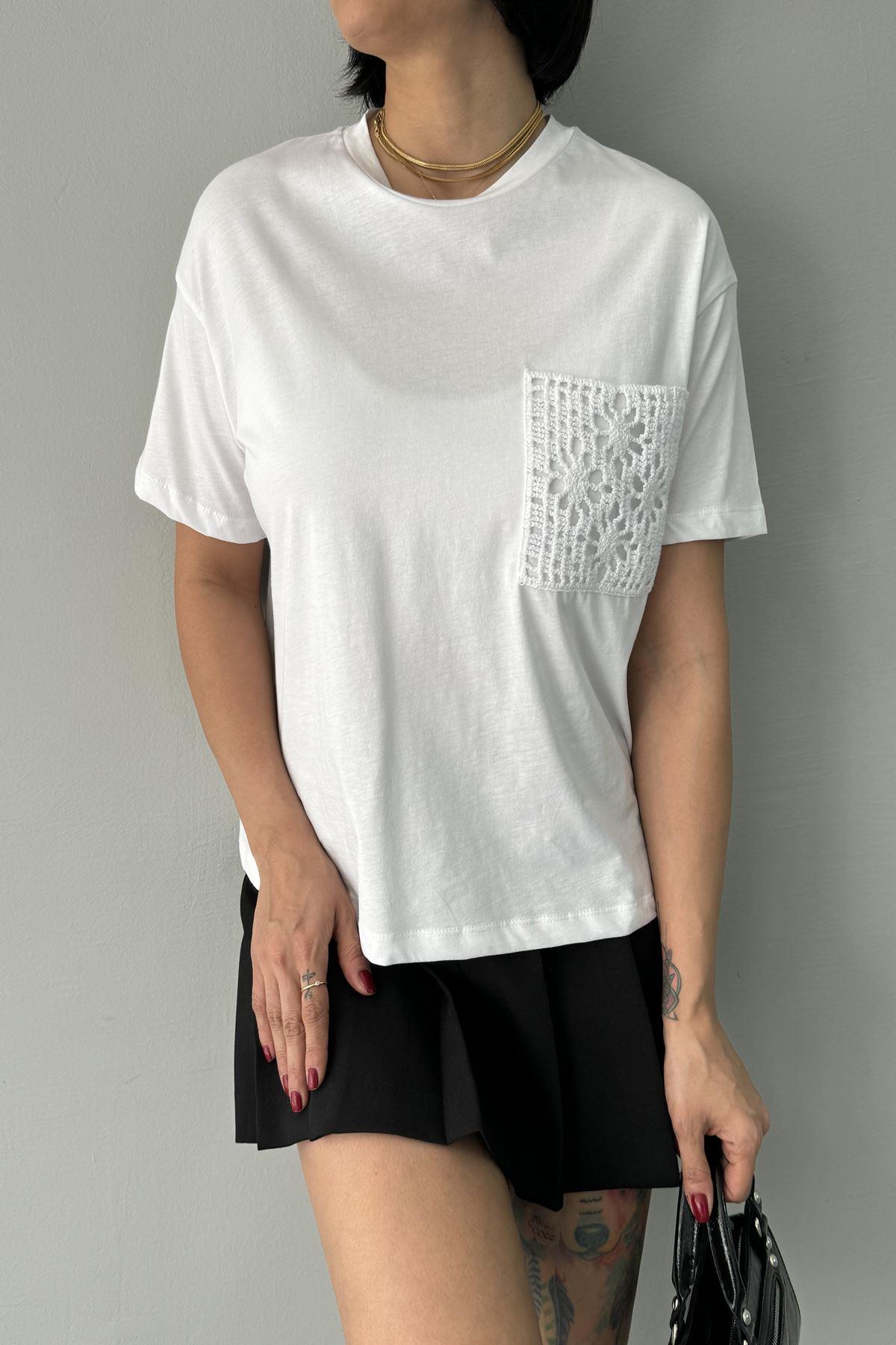CEP DANTEL DETAY TSHIRT