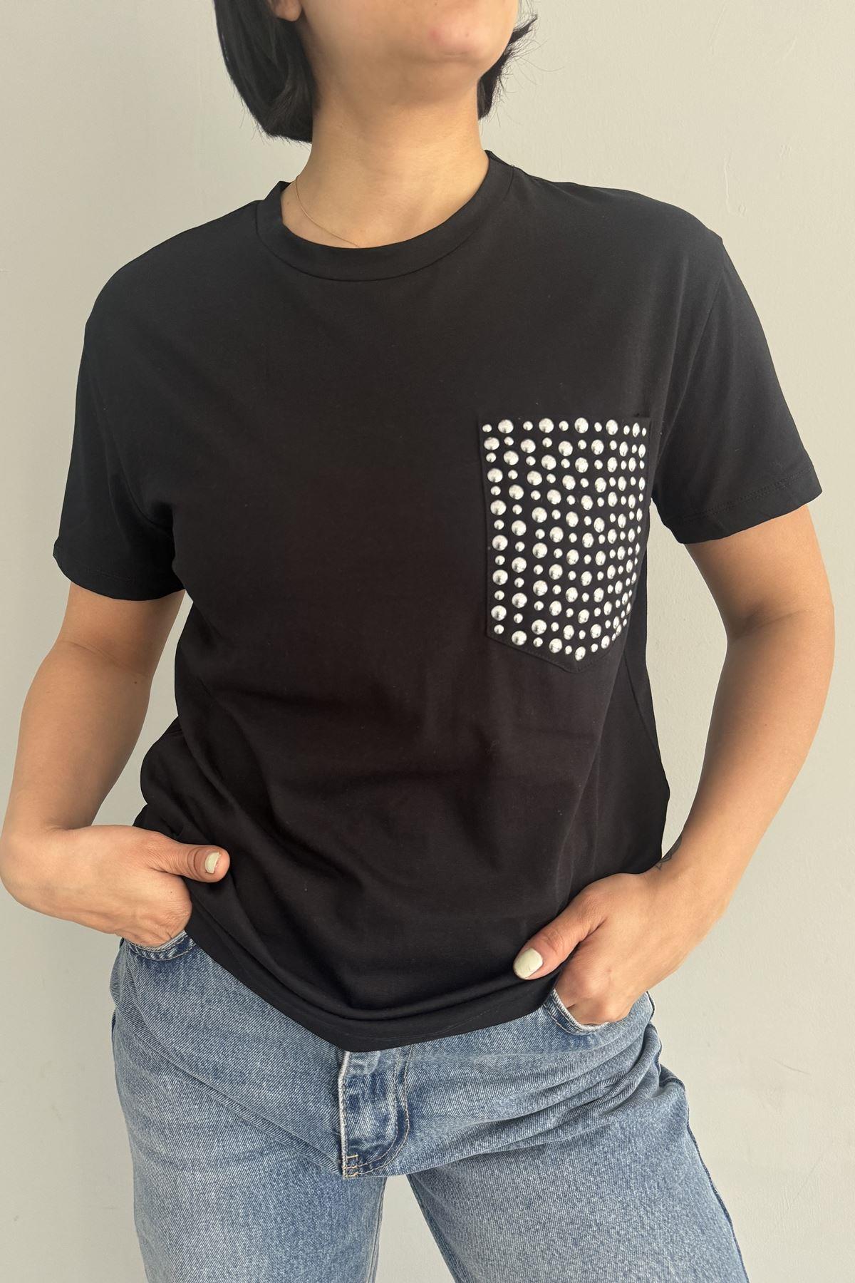CEP ZIMBA DETAYLI TSHIRT