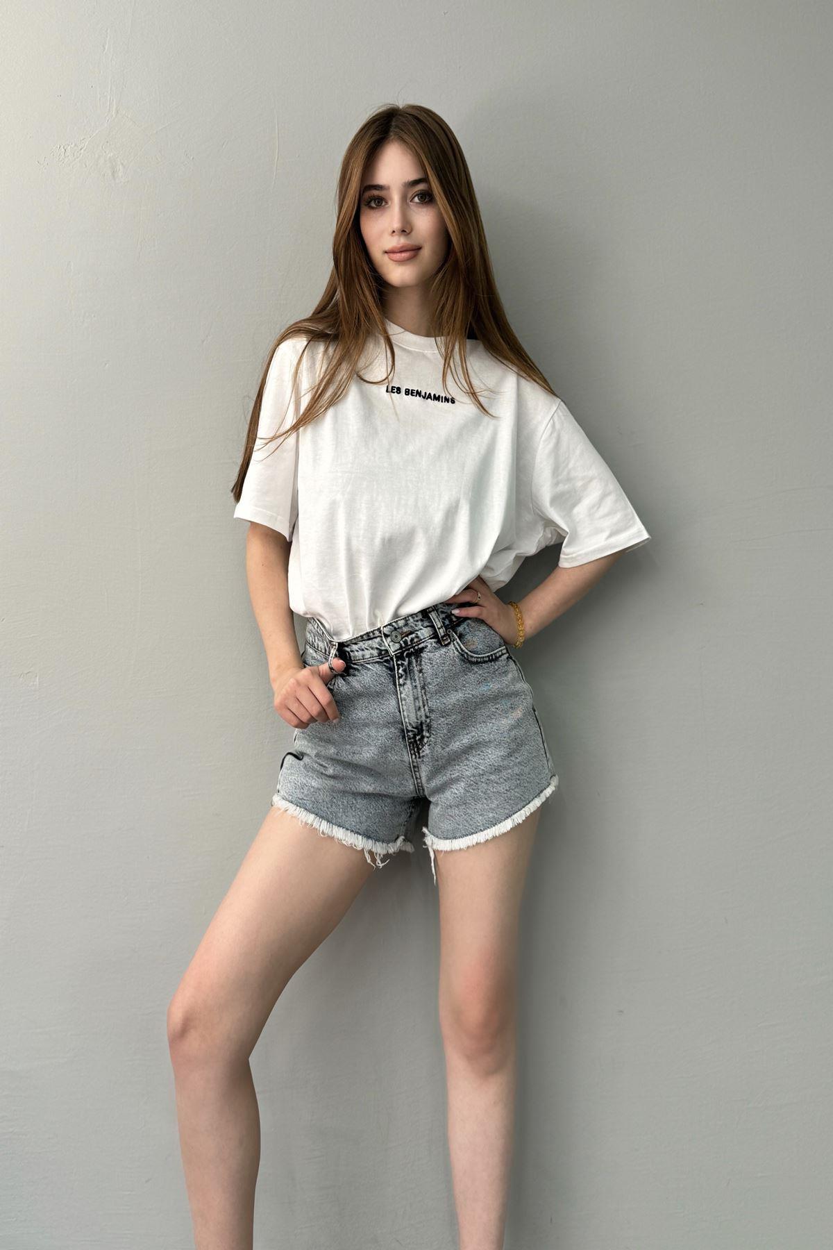 CK NAKIŞ DETAYLI TSHIRT