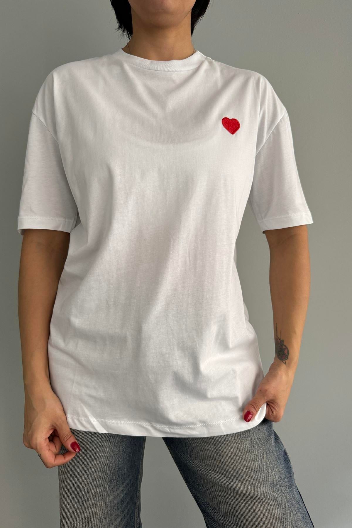 KALP NAKIŞLI TSHIRT