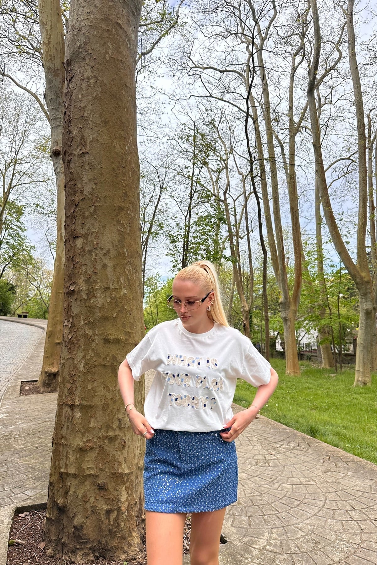 NAKIŞ DETAY TSHIRT