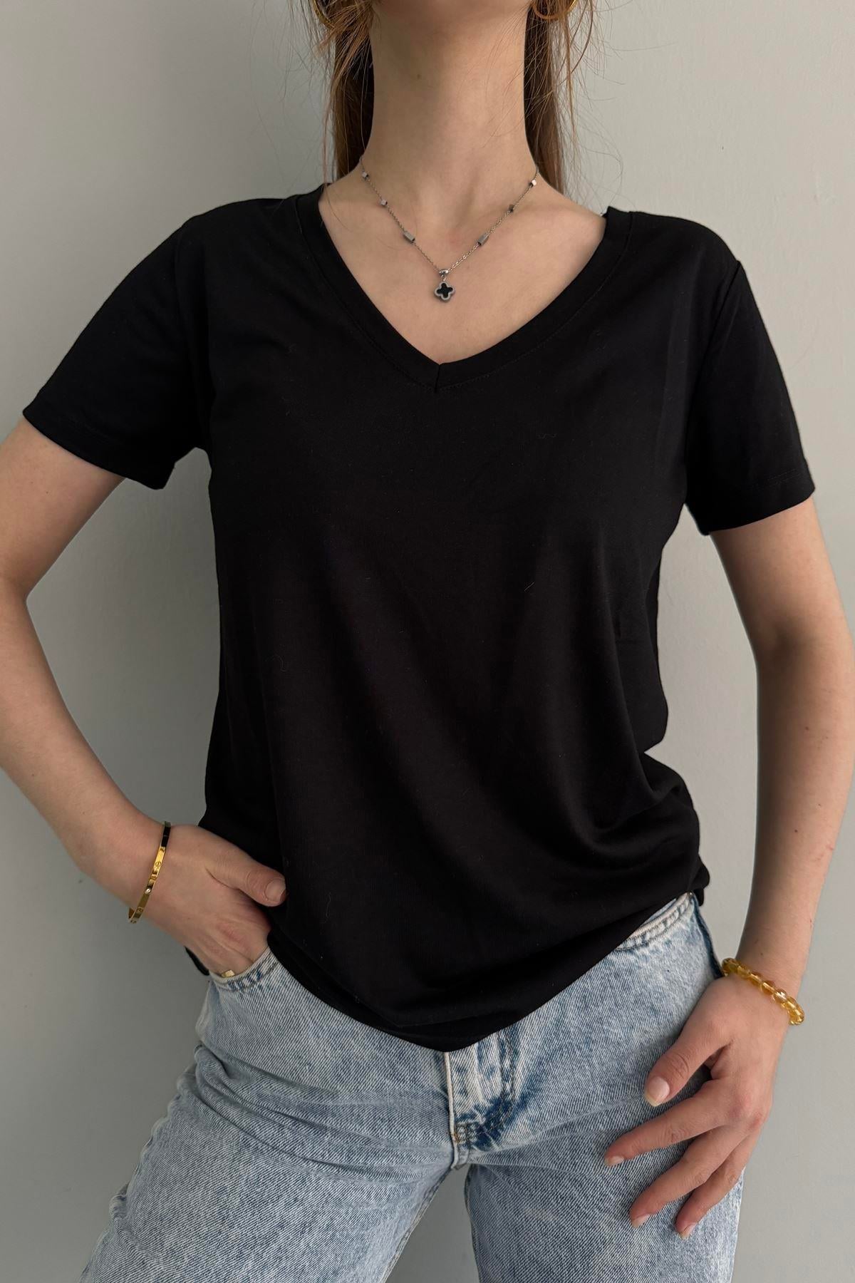 OYSHO V YAKA TSHIRT