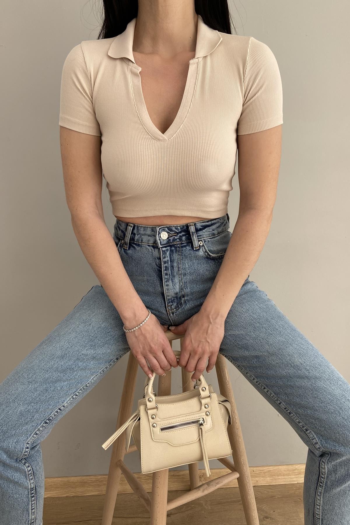POLO YAKA CROP TSHIRT