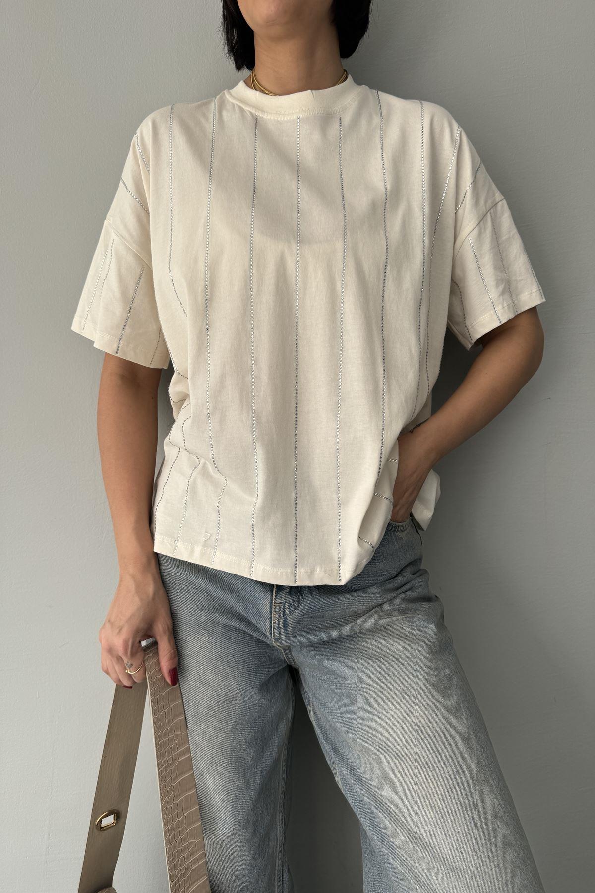 TAŞ DETAYLI TSHIRT