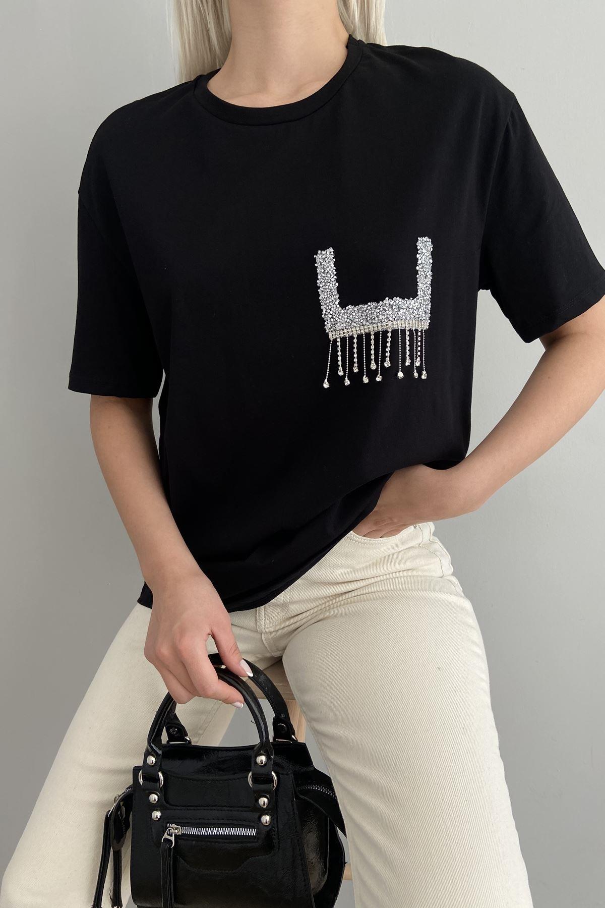 TAŞLI CEP DETAYLI TSHIRT
