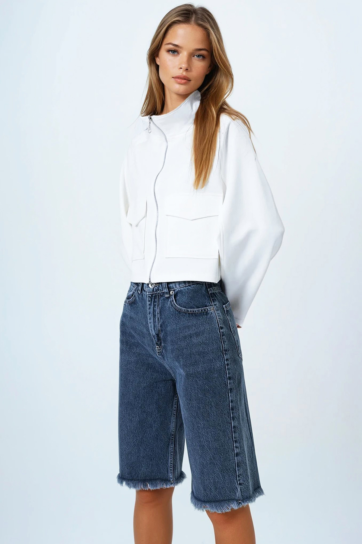 Kadın Antrasit 5 Cepli Paçası Püsküllü Denim Şort VS00857