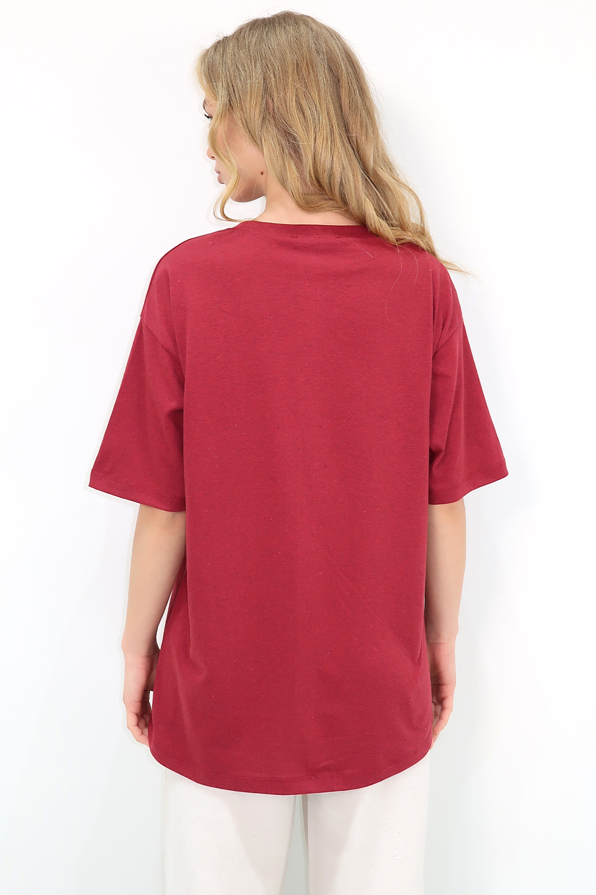 Kadın Bordo Bisiklet Yaka Oversize İnci Ve Taş İşlemeli T-Shirt ALC-X11964