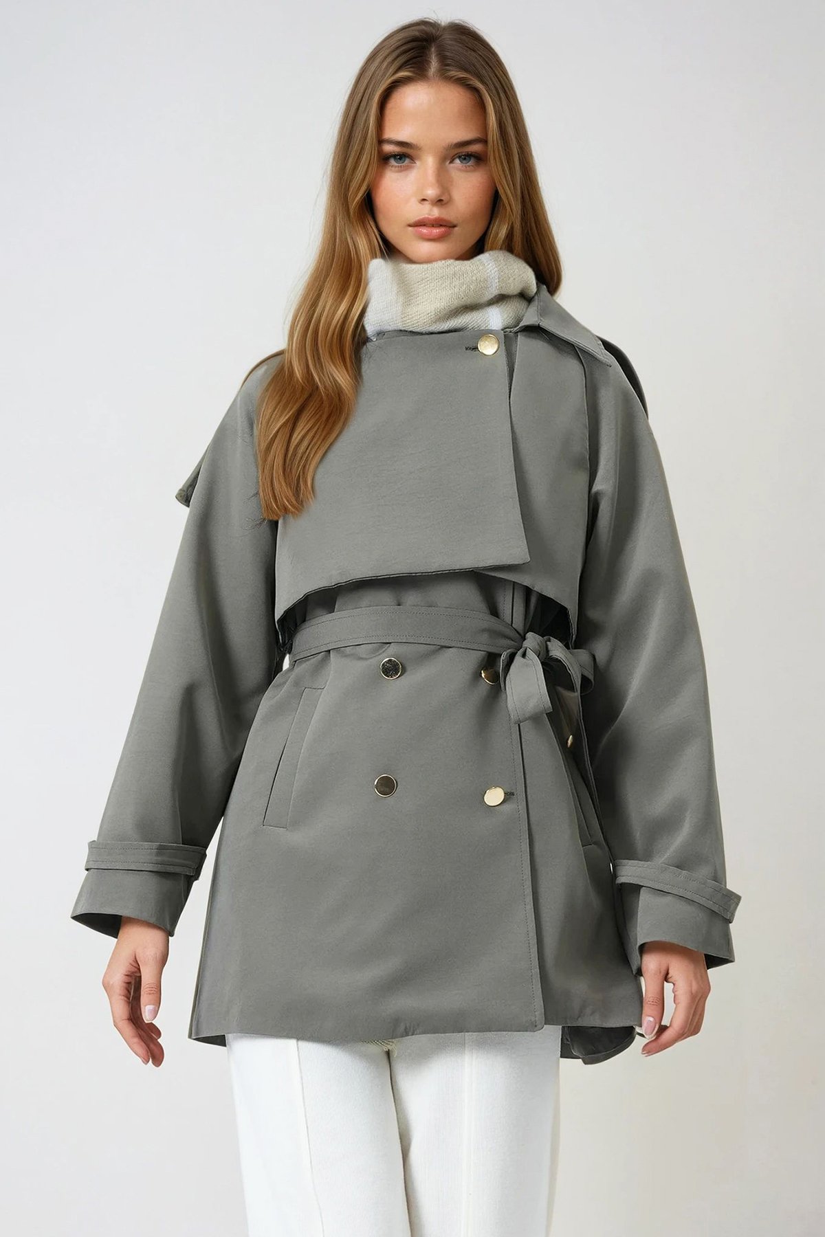 Kadın Haki Çift Cepli  Astarlı Kemerli Omuzu Ve Beli Apoletli Trençkot VS01026