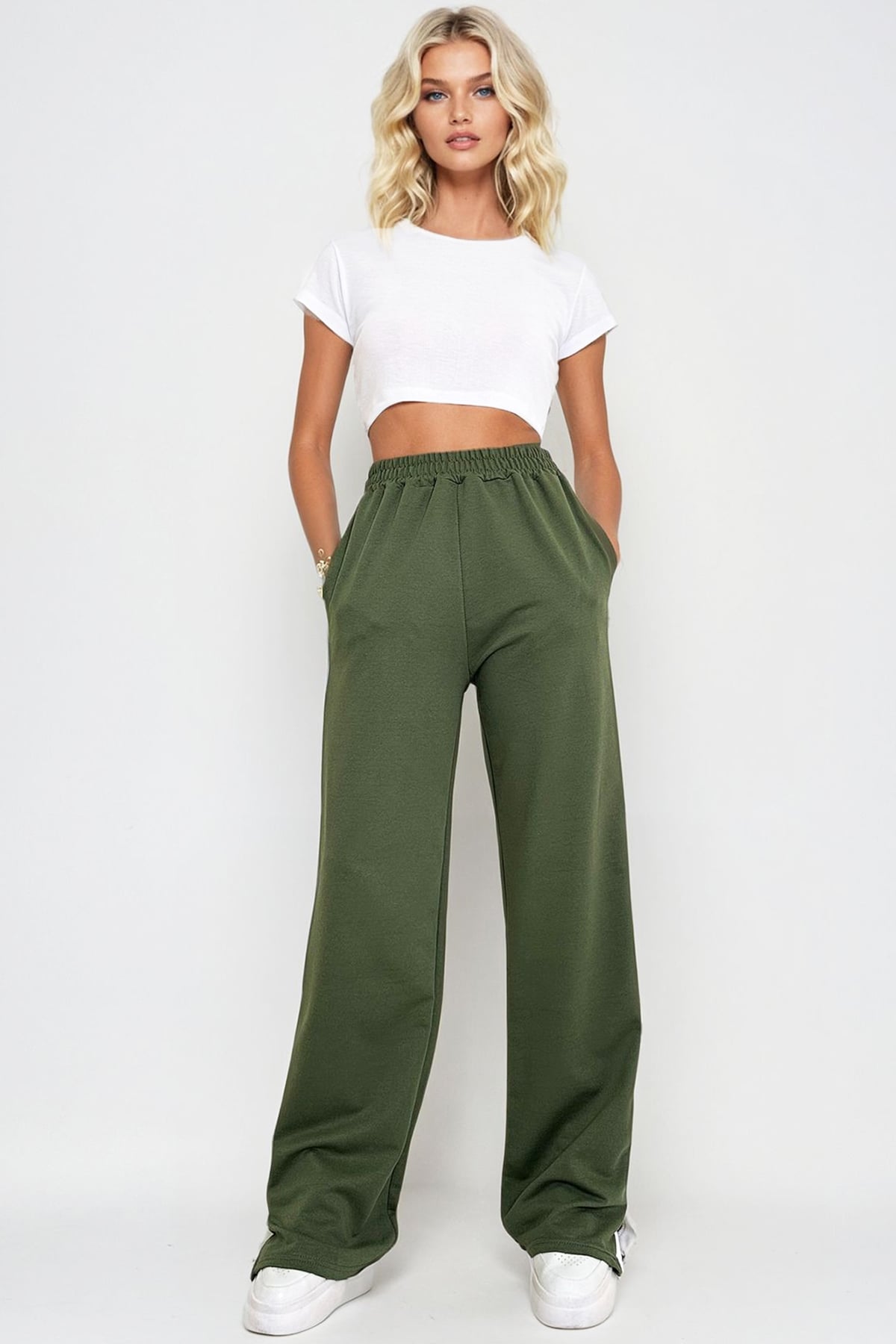 Kadın Haki Çift Cepli Lastikli Yanları Şeritli Wide Leg Pantolon ALC-X12713