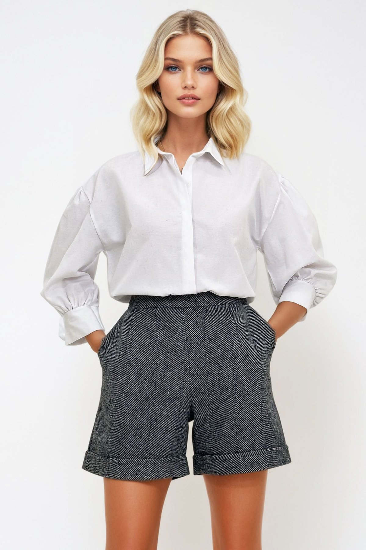 Kadın Antrasit Duble Paça Çift Cepli Kışlık Kaşe Şort ALC-X13297