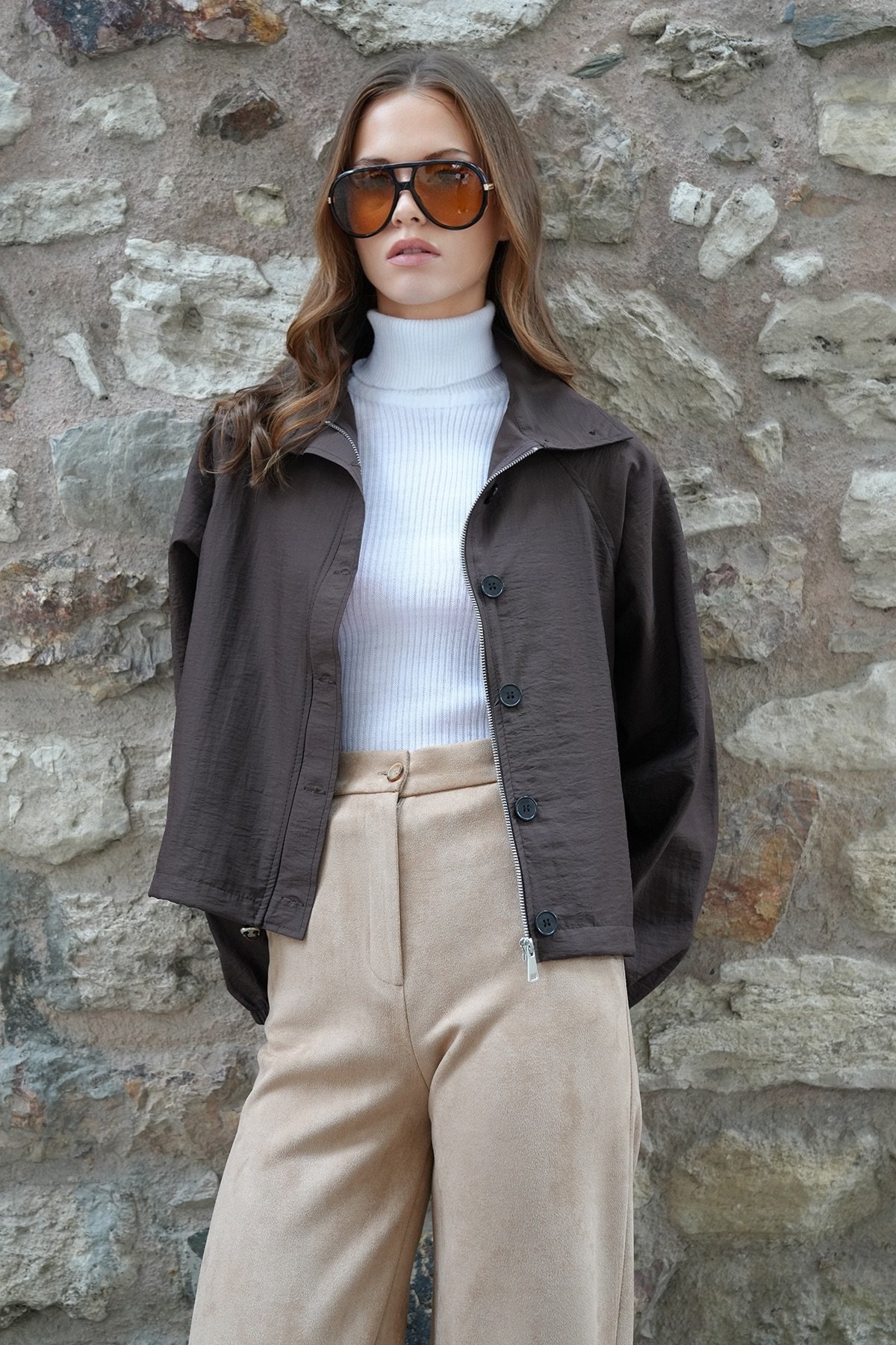 Kadın Kahverengi Su İtici Dik Yaka Bomber Ceket VS01230