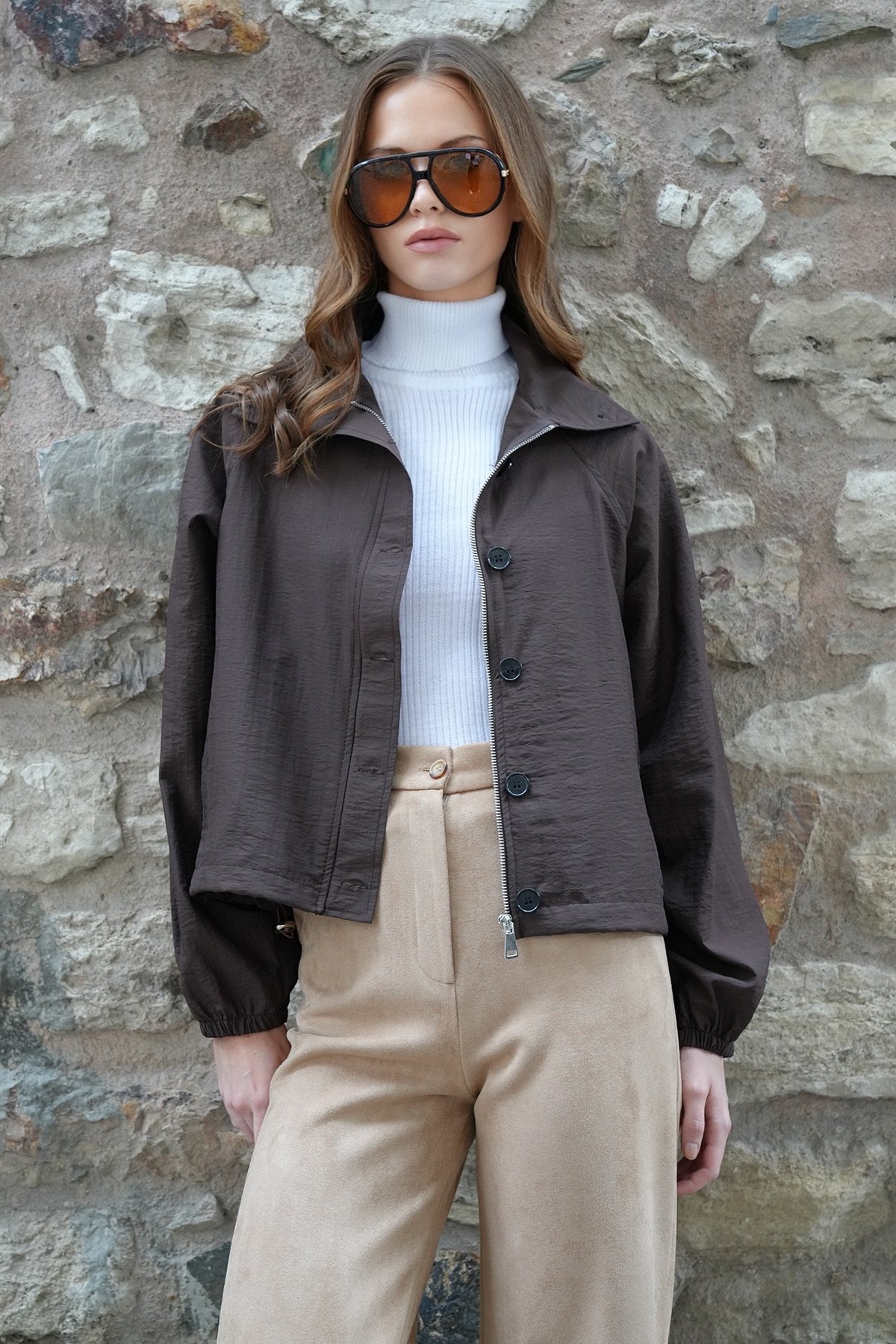 Kadın Kahverengi Su İtici Dik Yaka Bomber Ceket VS01230