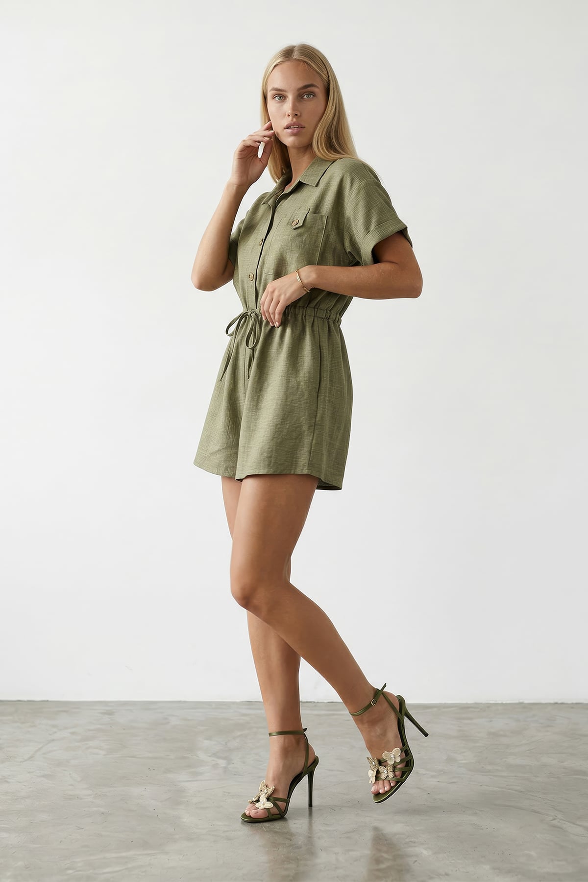 Haki Gömlek Yaka Çift Cepli Keten Şort Tulum