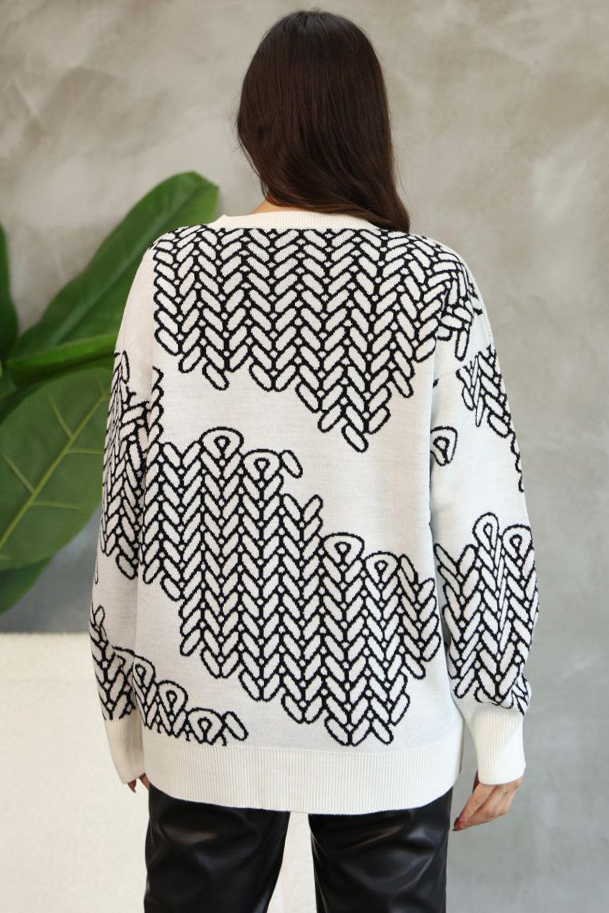 Kadın Beyaz Bisiklet Yaka Desenli Triko Kazak Alc-X14741