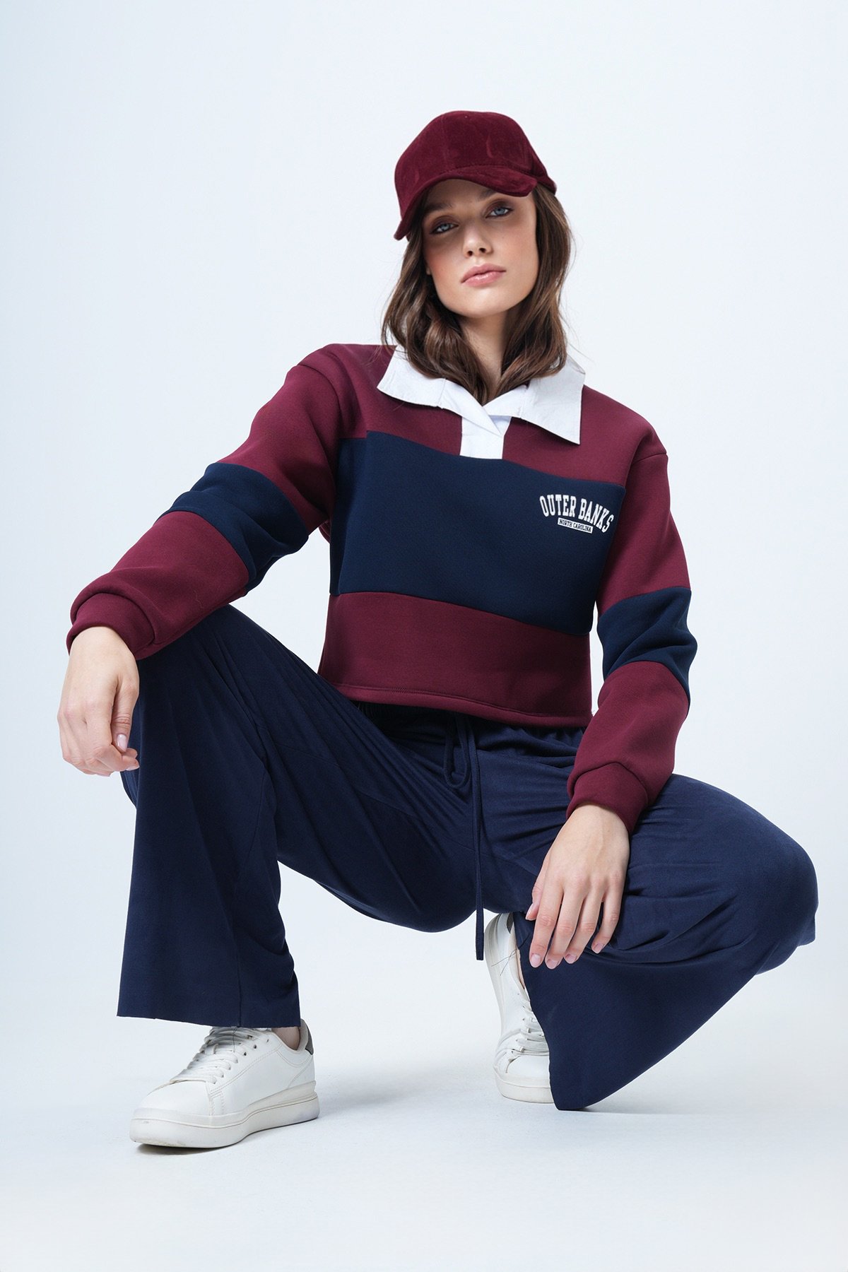 Kadın BORDO Renk Bloklu Polo Yaka Sweatshirt VS01549